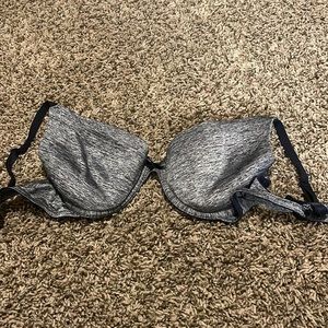 Womens wired padded bra